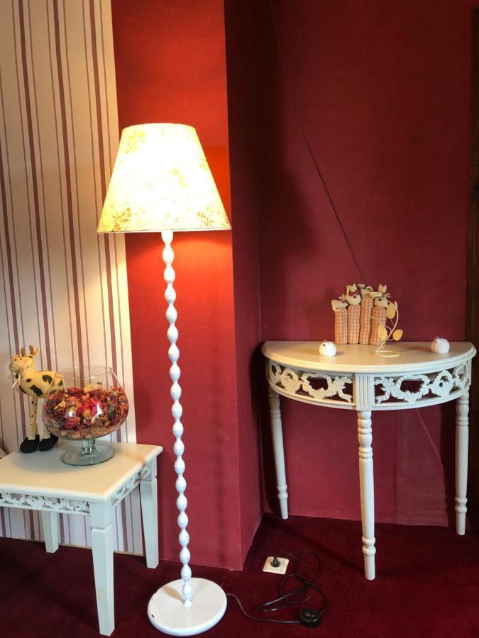 Chateau Les Tourelles Bertrix Esterno foto